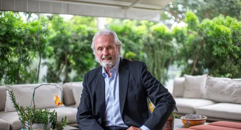 Leslie Pierce, empresario y economista: “La inversión no está ausente, espera claridad para poder manifestarse”