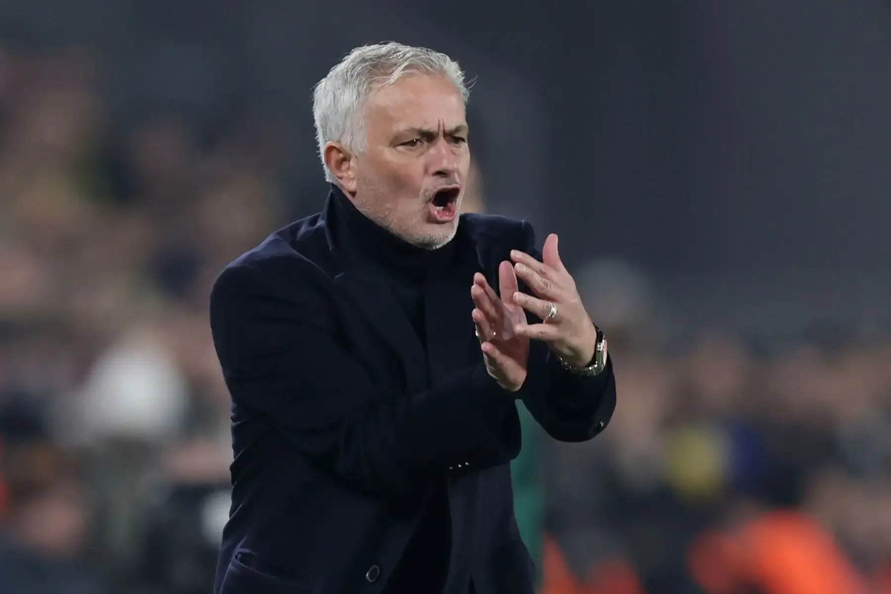 José Mourinho niega contactos para volver a dirigir al Real Madrid