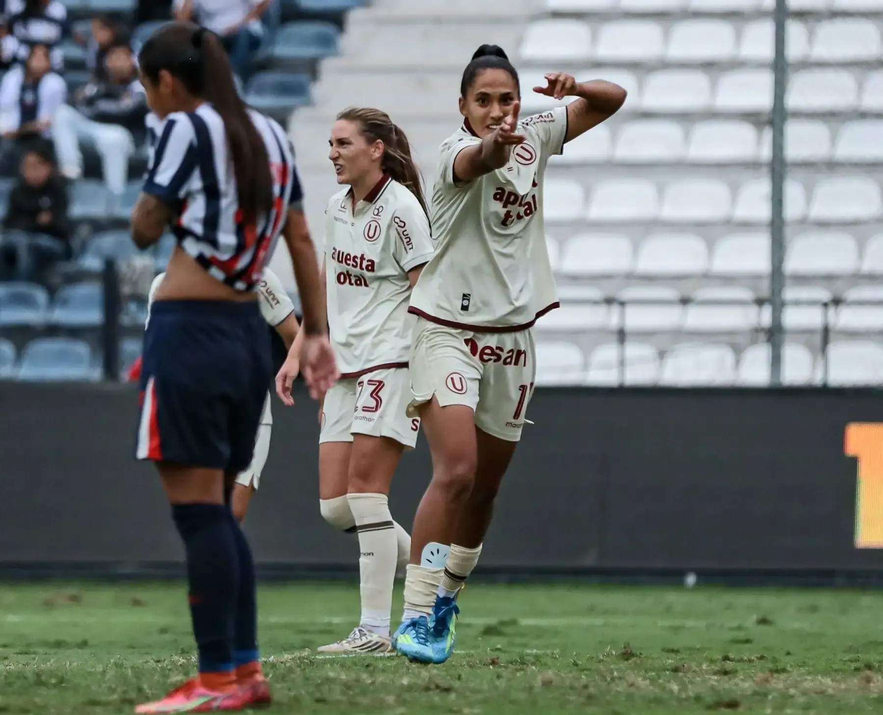 Fútbol femenino: Universitario se hizo del clásico al vencer 3-1 a Alianza Lima en Matute