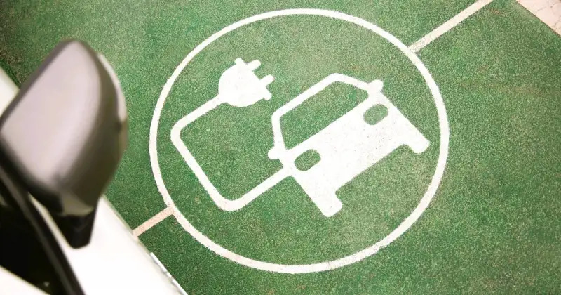Perú, manual práctico para dispararse al pie en energía y transporte