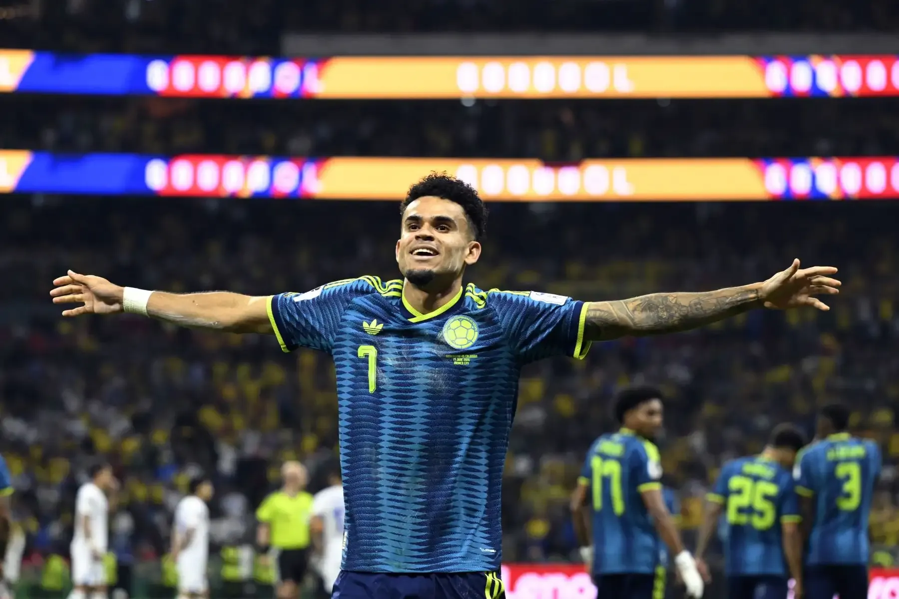 Luis Díaz asegura "estar en su mejor momento" tras su debut mundialista