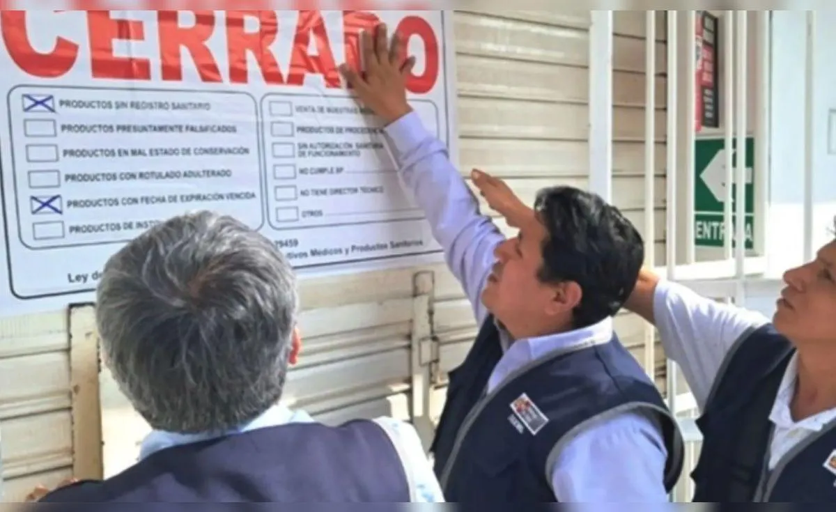 Clausuran 666 farmacias en todo el país por vender medicamentos vencidos, falsificados y sin registro sanitario