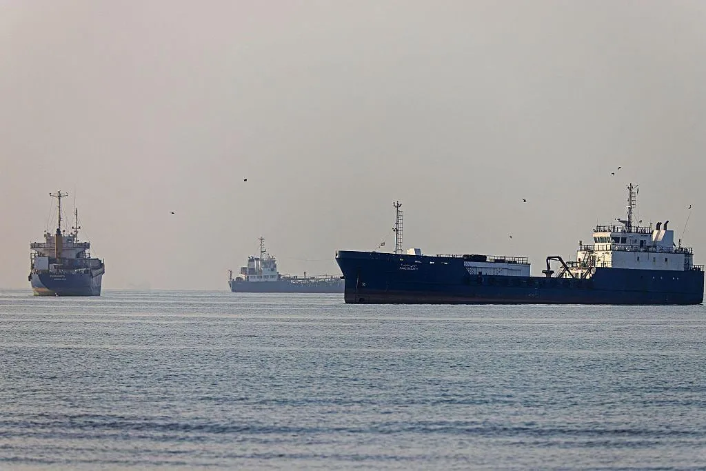EE.UU. bombardea de nuevo a Irán tras ataque contra un petrolero en el estrecho de Ormuz