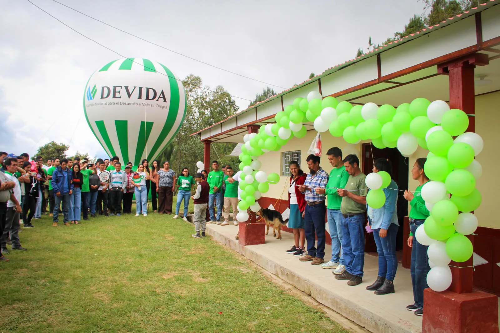 Devida inaugura local comunal para fortalecer la caficultura y el desarrollo sostenible en Luya