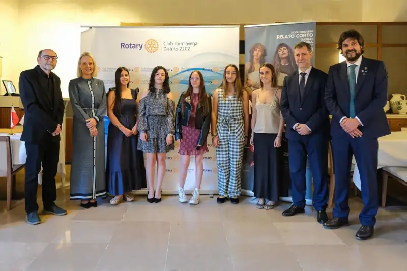 Natalia Pedraja, Alba González, Daniela Cacho y Fabian Lazo ganan los premios literarios 'Gabino Teira'