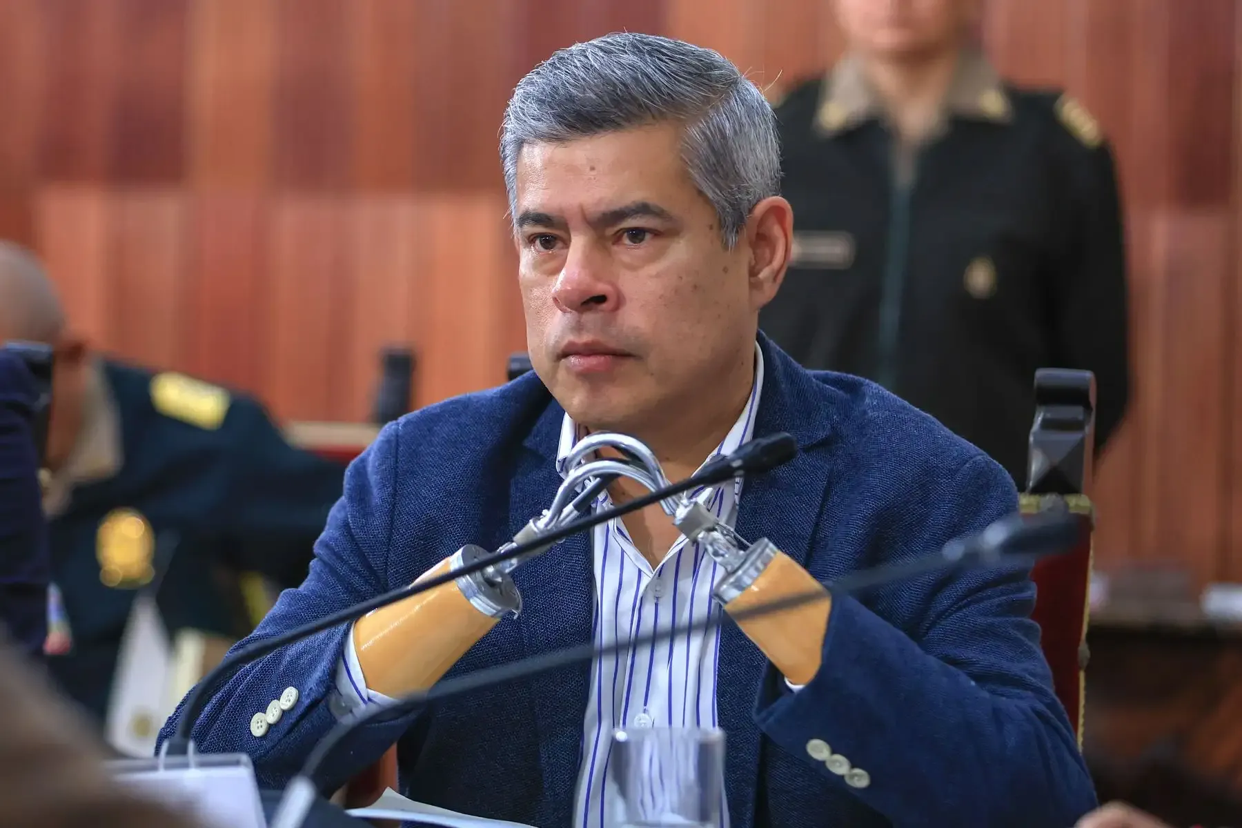 Jefe del Gabinete: Queremos poner orden en las calles y en la administración pública