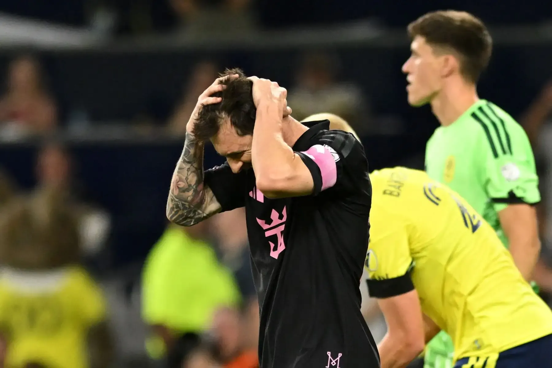 Lionel Messi falla penal y Nashville golea al Inter Miami en la pelea por el liderato