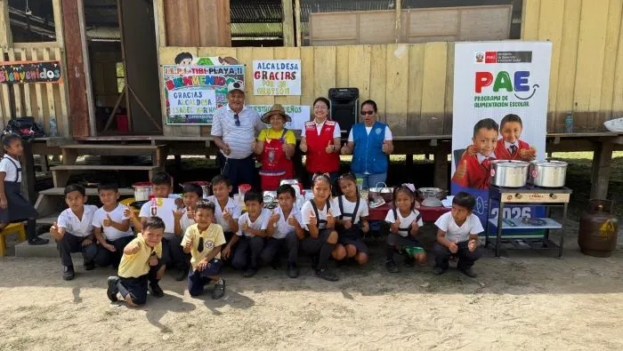 Loreto: PAE y gobiernos locales fortalecen el servicio alimentario con entrega de cocina y menaje en escuelas de Alto Amazonas y Saquena