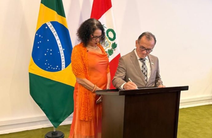 Perú y Brasil sellan alianza científica histórica para innovar y salvaguardar la Amazonía