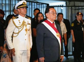 Presidente de Perú compara proyecto de muro chileno con el fracaso de Berlín