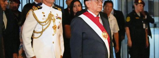 Presidente de Perú compara proyecto de muro chileno con el fracaso de Berlín