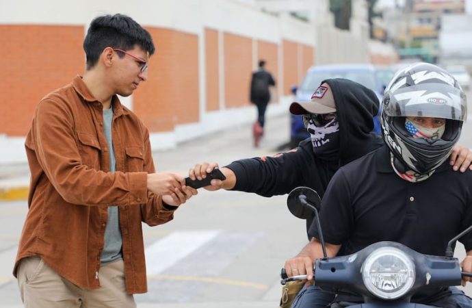 Julio Velarde prioriza la seguridad ciudadana frente a las metas de crecimiento económico